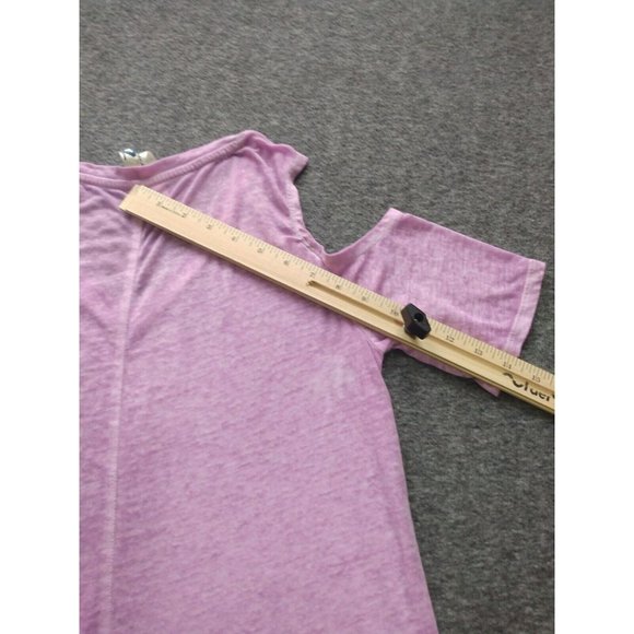 Seven 7 Top Womens Sz Small Open Exposed Shoulder Blouse Scoop Neck Shirt Purple - Picture 11 of 12
